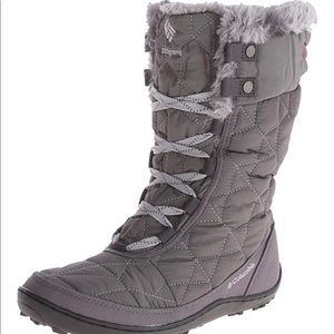 Brand NEW! Never worn mid shaft winter boots
